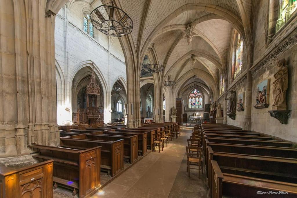 La Verriere. Les Locations Isahora C'Est Aussi Plusieurs Appart' De Standing A 2 Pas Du Chateau D'Eu, Des Falaises Du Treport, De Mers Les Bains Et Aux Portes De La Baie De Somme Eu (Seine-Maritime) Luaran gambar