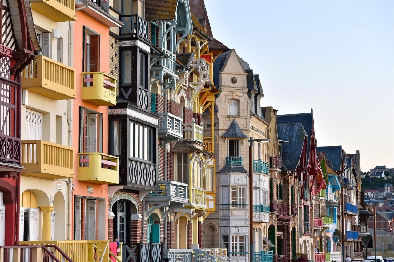 La Verriere. Les Locations Isahora C'Est Aussi Plusieurs Appart' De Standing A 2 Pas Du Chateau D'Eu, Des Falaises Du Treport, De Mers Les Bains Et Aux Portes De La Baie De Somme Eu (Seine-Maritime) Luaran gambar
