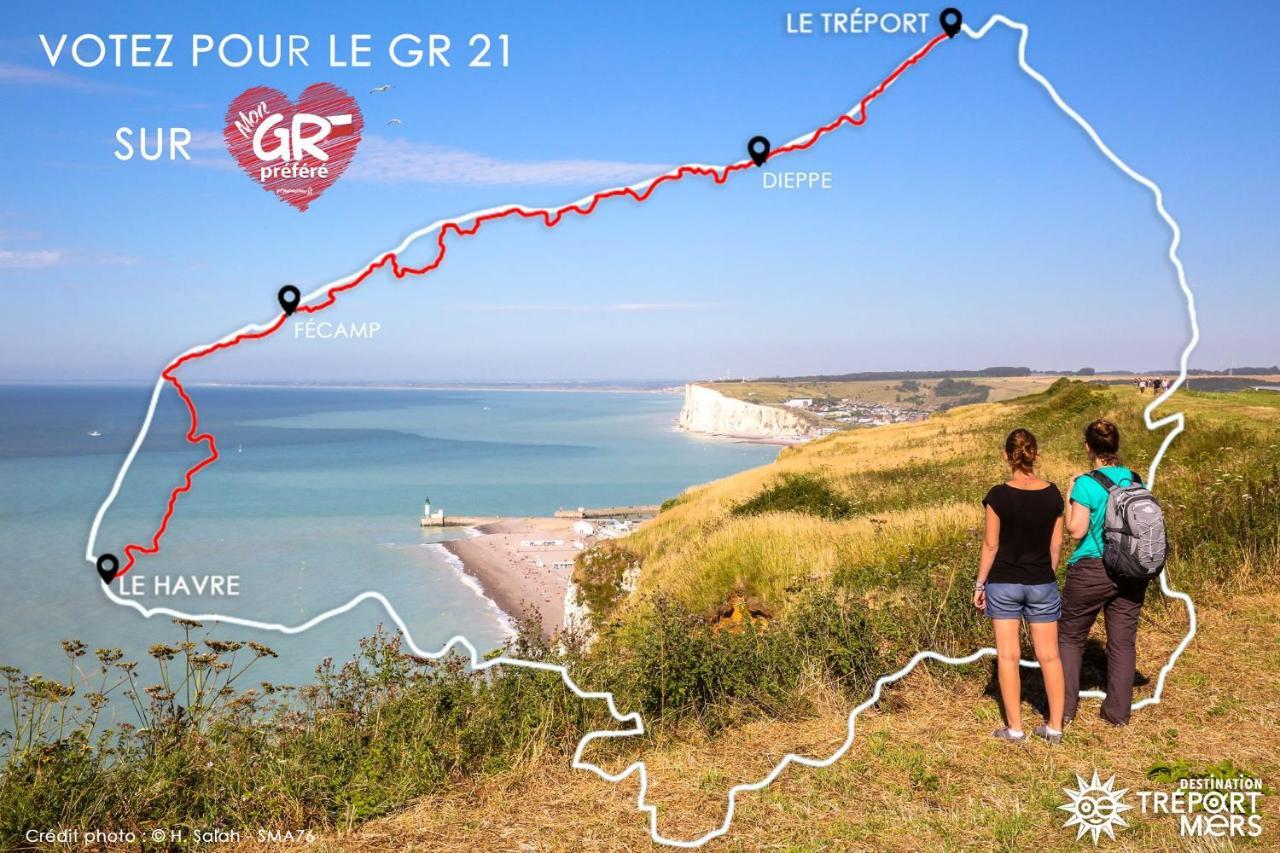La Verriere. Les Locations Isahora C'Est Aussi Plusieurs Appart' De Standing A 2 Pas Du Chateau D'Eu, Des Falaises Du Treport, De Mers Les Bains Et Aux Portes De La Baie De Somme Eu (Seine-Maritime) Luaran gambar